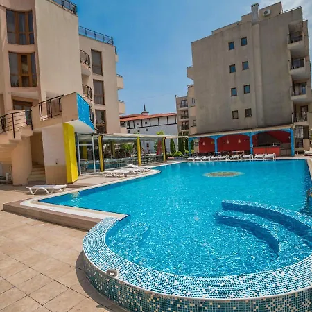 Sunny Victory Private Aparthotel *